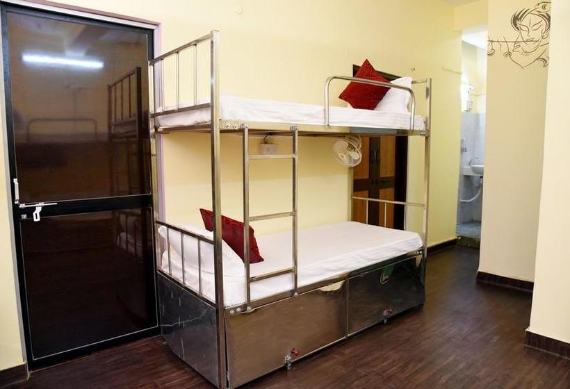 Hostel Flexi Stays 9