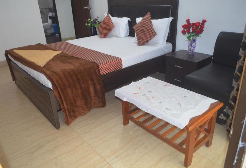 Bed and Breakfast Aristo Hospitality Services 19