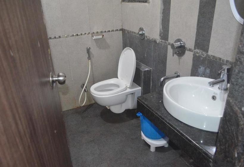 Bed and Breakfast Aristo Hospitality Services 9