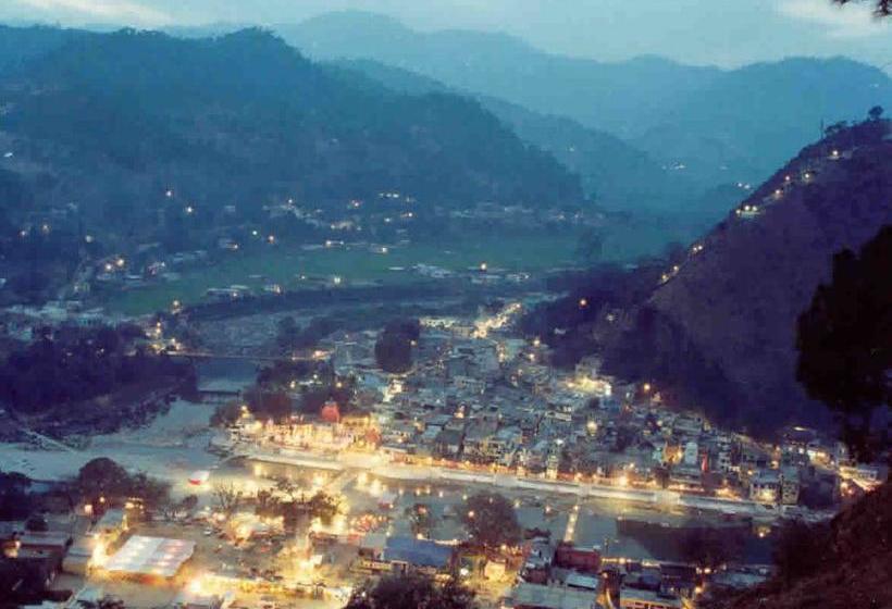 Hotel Deep Dinky Dine Pauri 12