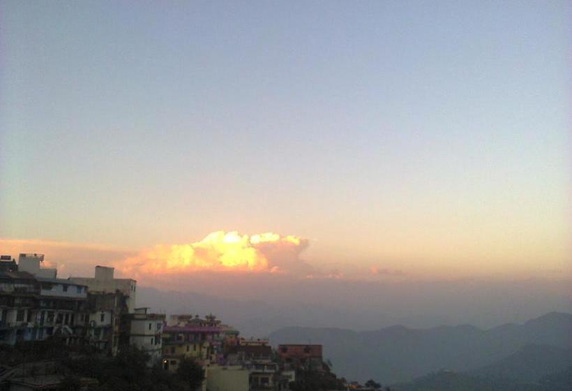 Hotel Deep Dinky Dine Pauri 4