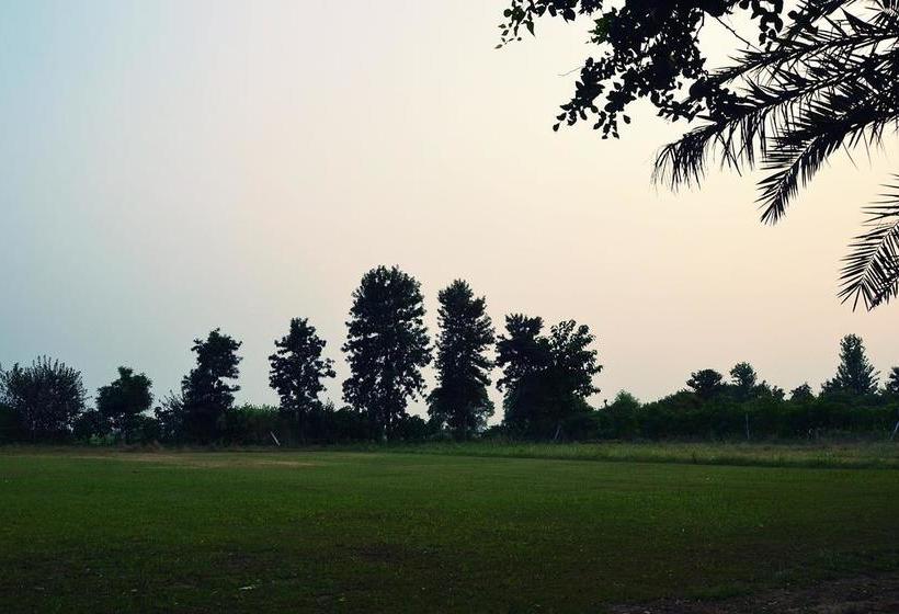 Casa Delhi Hostel & Ecofarm 1