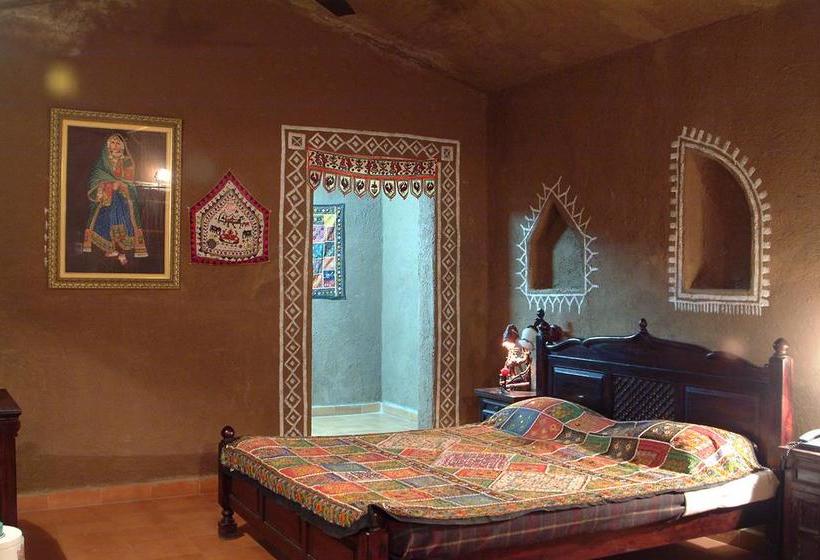 Resort Chouki Dhani 9