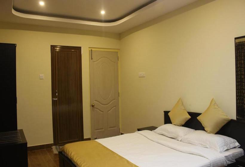 Hotel Oyo Rooms Jaydev Vihar Square 11