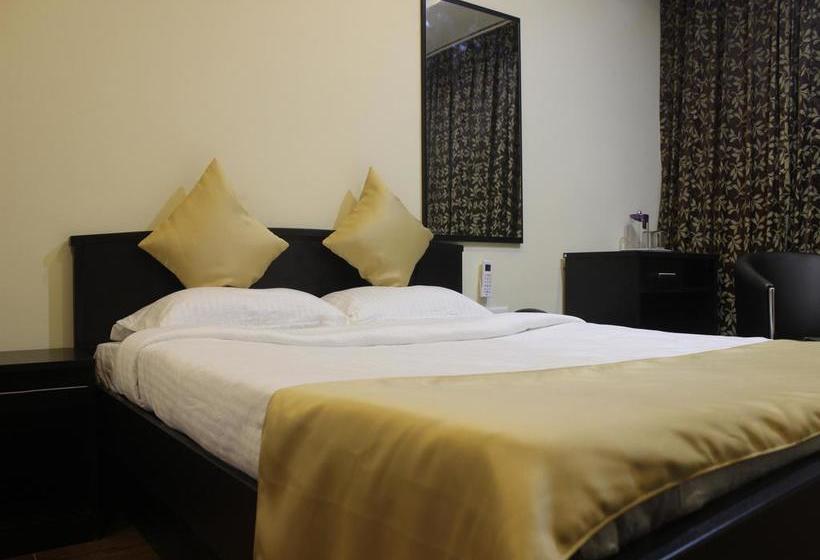 Hotel Oyo Rooms Jaydev Vihar Square 13