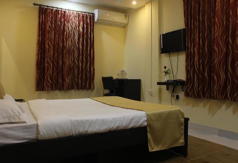 Hotel Oyo Rooms Jaydev Vihar Square 17