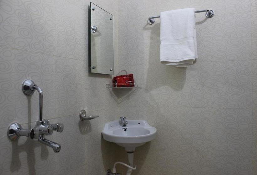 Hotel Oyo Rooms Jaydev Vihar Square 20