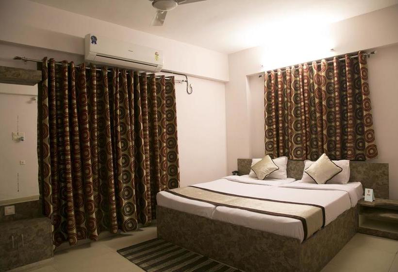 Hotel Oyo Homes Gulmohar 10