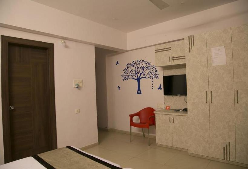 Hotel Oyo Homes Gulmohar 19