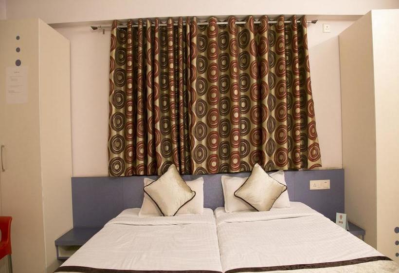 Hotel Oyo Homes Gulmohar 9
