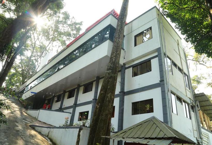 Hotel Oyo Rooms Kallar Waterfalls 1