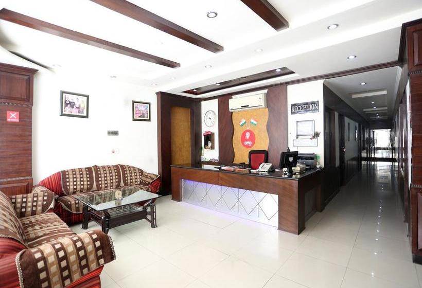 Hotel Oyo Rooms Railway Station 1 2