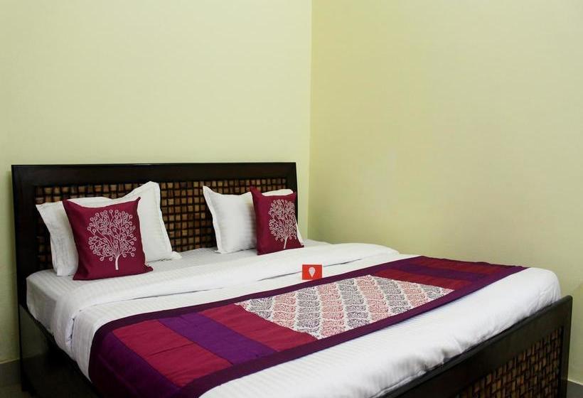 Hotel Oyo Rooms Isbt Graphic Era 4