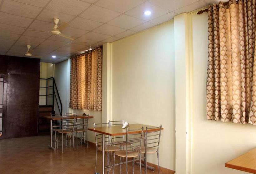 Hotel Oyo Rooms Isbt Graphic Era 7