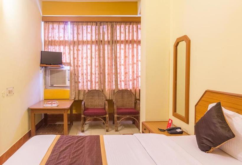 Hotel Oyo Rooms Zoo Road Tiniali 12