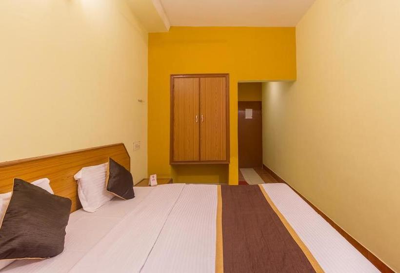 Hotel Oyo Rooms Zoo Road Tiniali 16