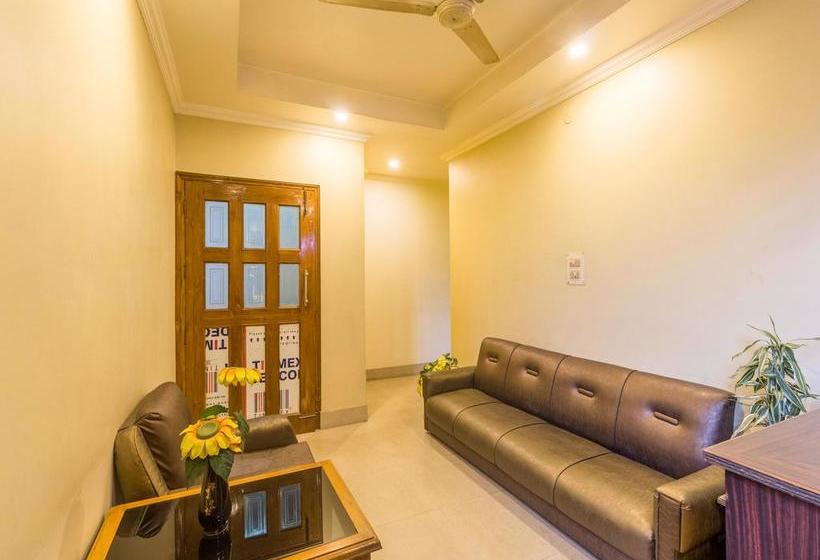 Hotel Oyo Rooms Zoo Road Tiniali 7