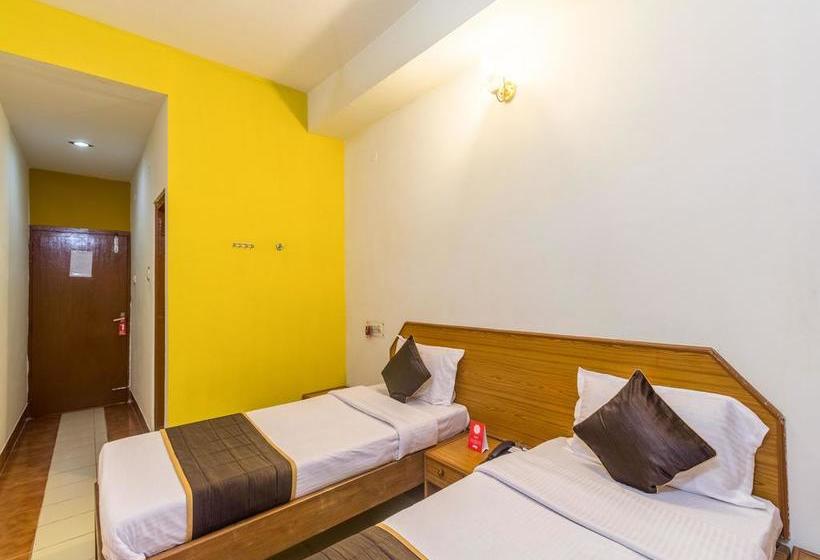 Hotel Oyo Rooms Zoo Road Tiniali 8