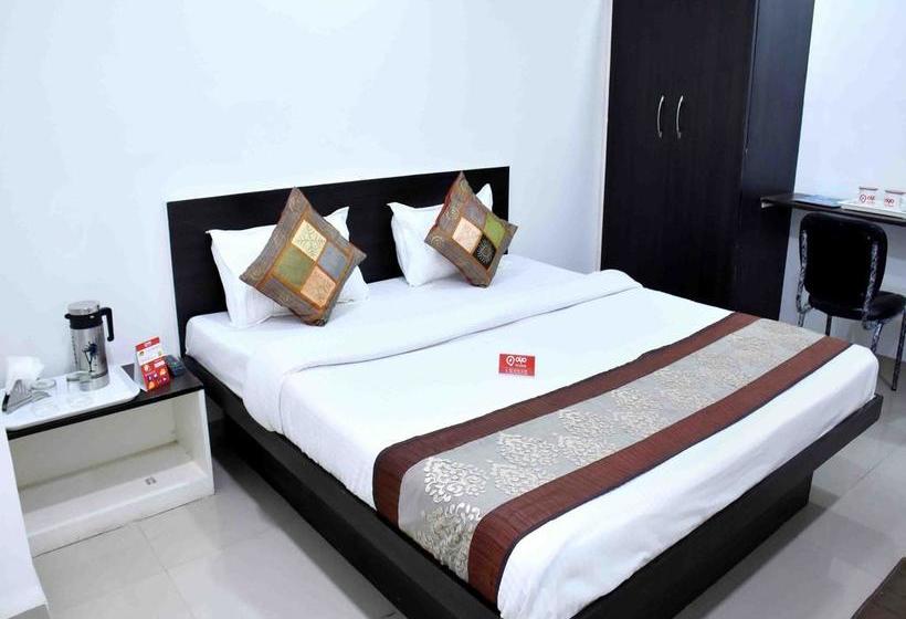 Hotel Oyo Rooms Rajiv Gandhi Circle 10