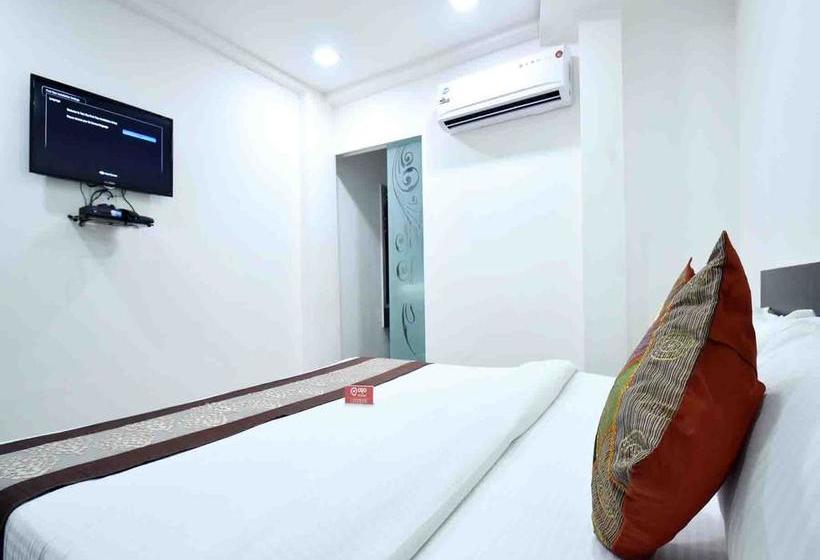 Hotel Oyo Rooms Rajiv Gandhi Circle 17