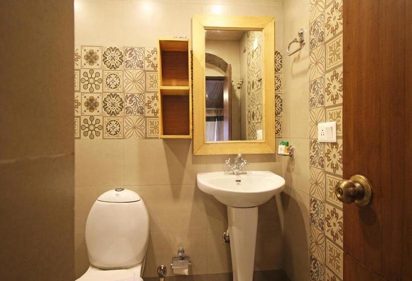 Hotel Oyo Homes Near Jharipani 14