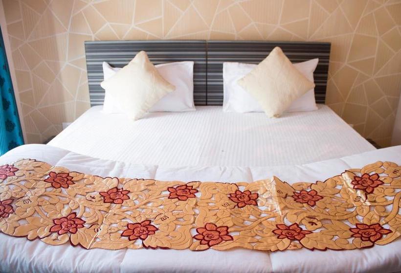 Hotel Oyo Rooms Toy City Greater Noida 6