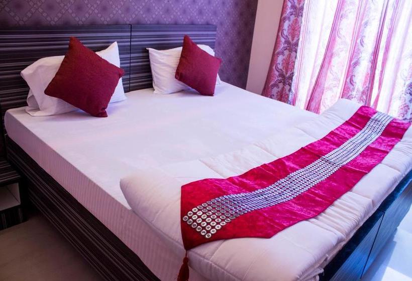 Hotel Oyo Rooms Toy City Greater Noida 8