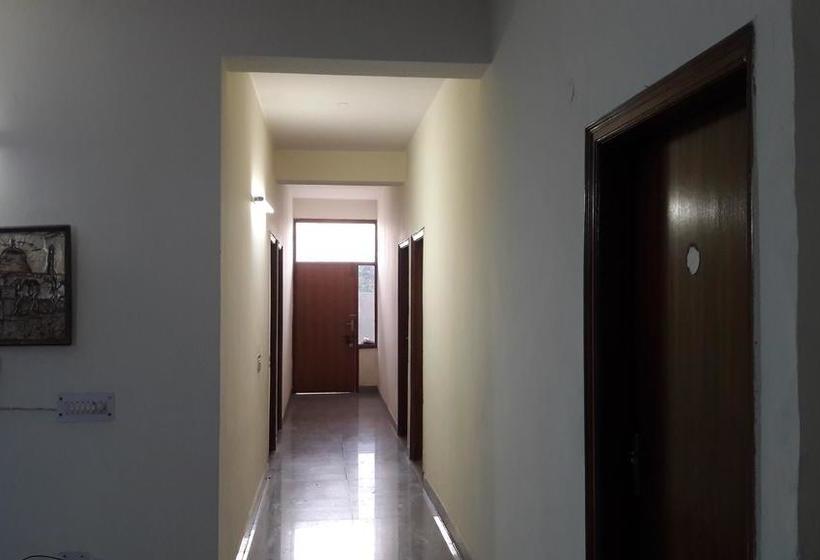 Hotel Akash Palace 4