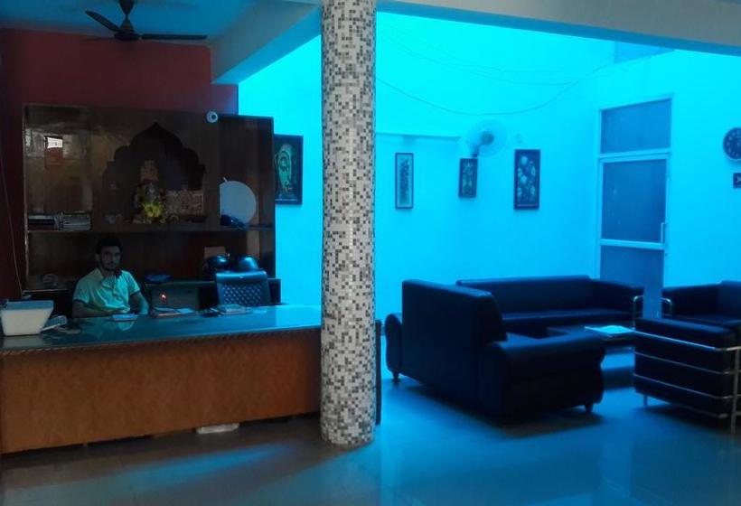 Hotel Akash Palace 8