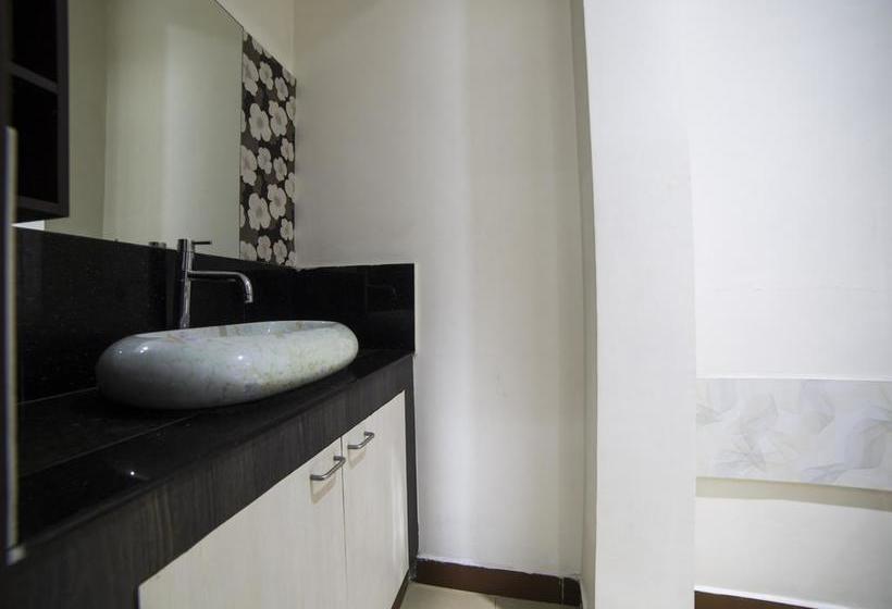 Hotel Oyo Rooms Lingampally Near Bhel 14