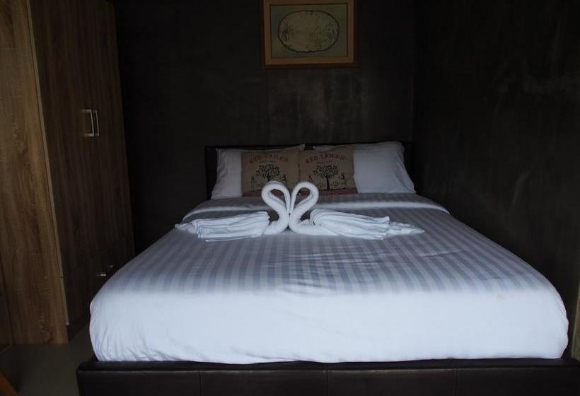 Motel Loft 21 Apartment Romklao 2