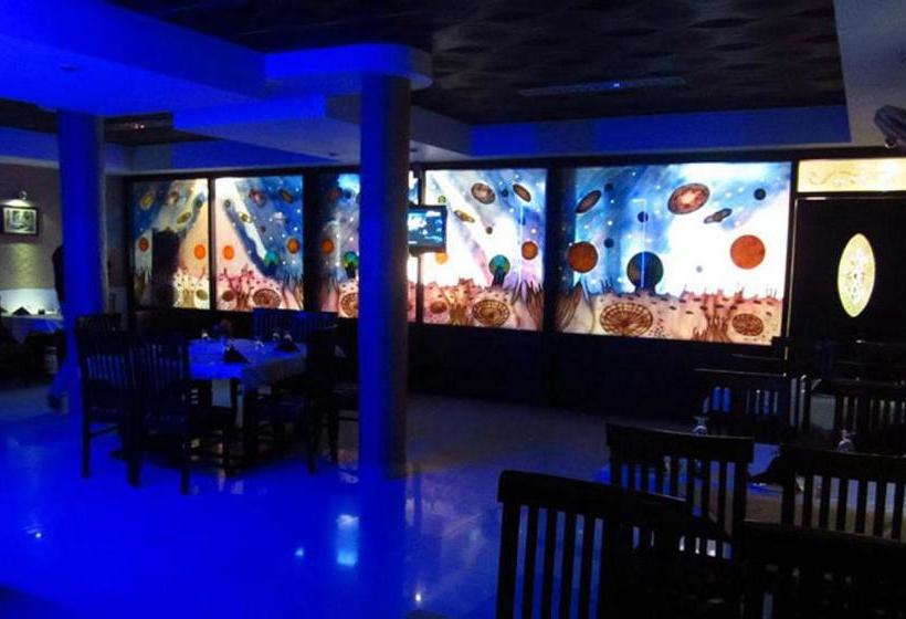 Hotel Inder Prasth 11