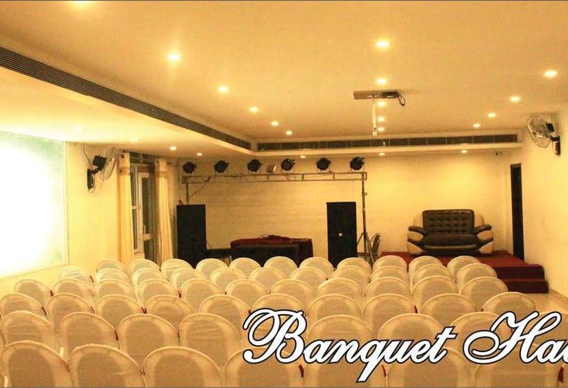 Hotel Inder Prasth 13