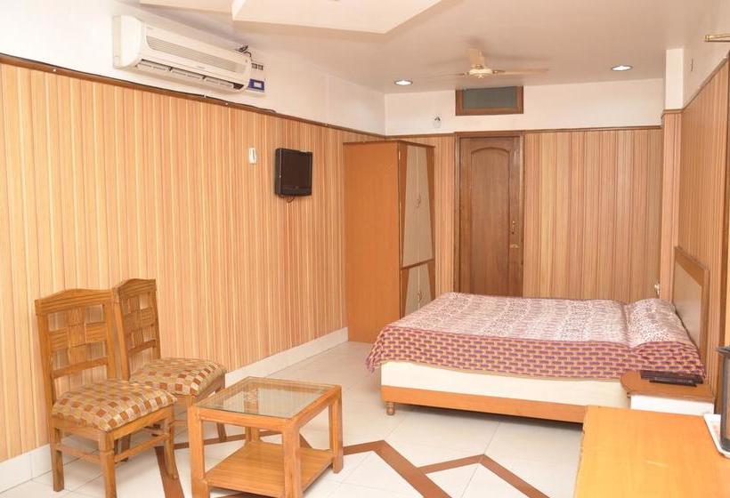 Hotel Inder Prasth 17