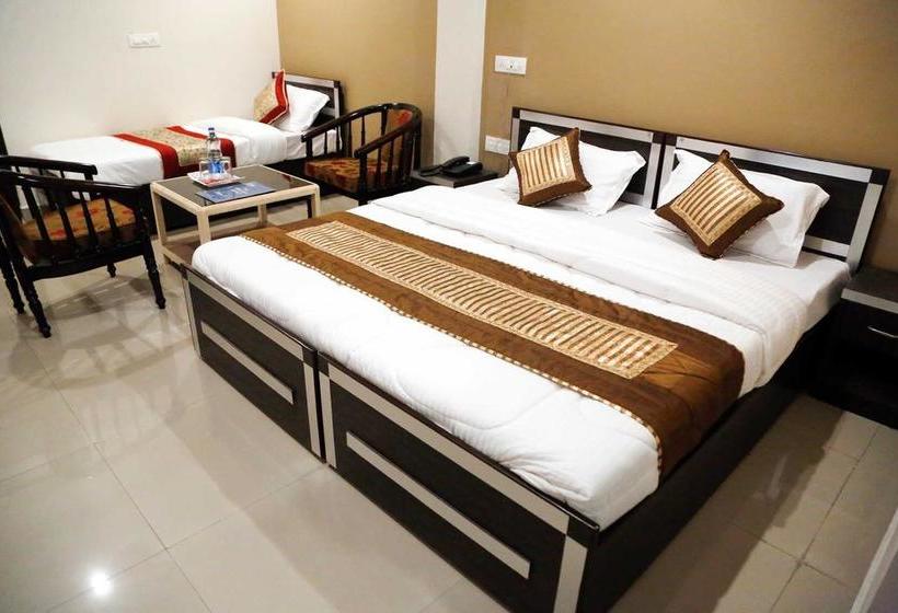 Hotel Inder Prasth 3