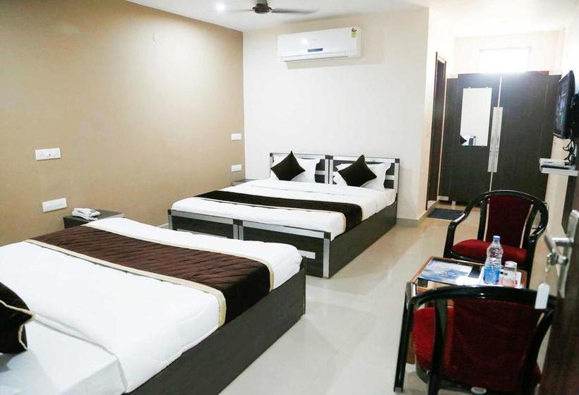 Hotel Inder Prasth 9