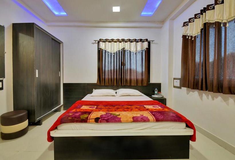 Resort The Gir Garden 11