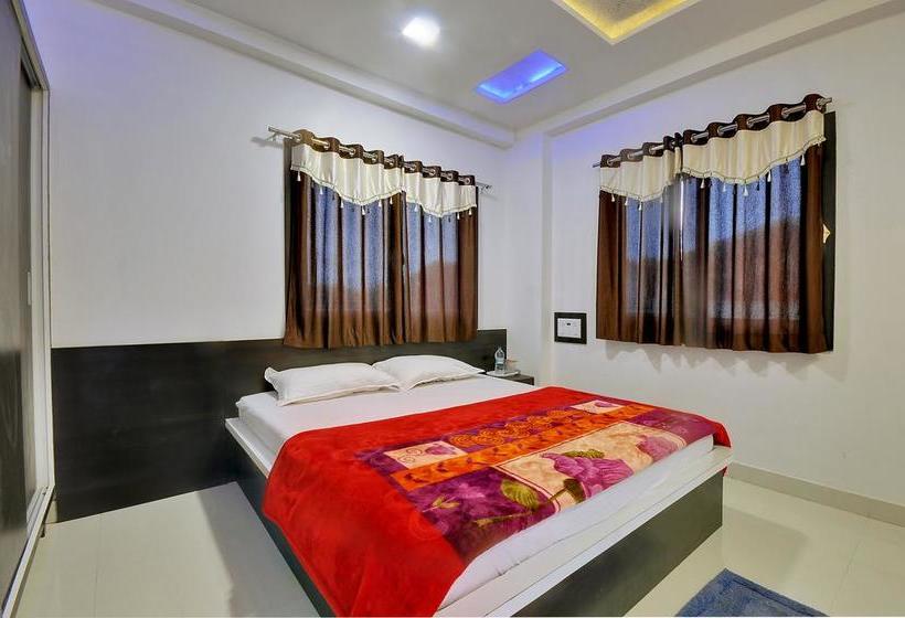 Resort The Gir Garden 12