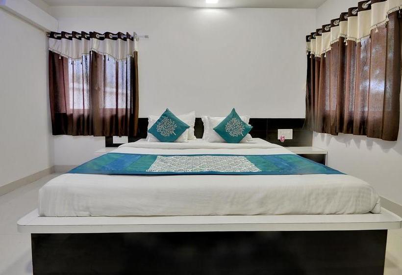 Resort The Gir Garden 4