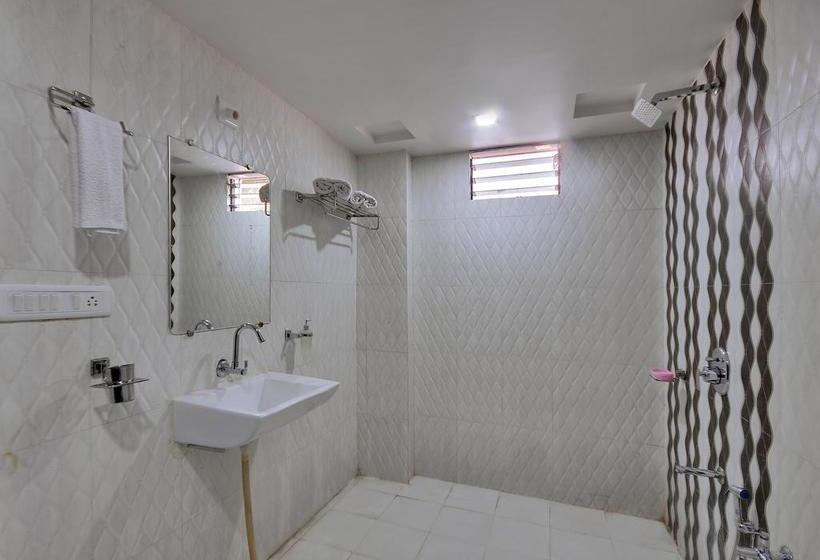 Resort The Gir Garden 8