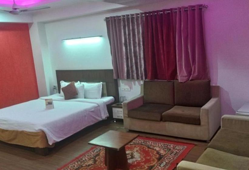 Hotel Kalinga Lake View 16