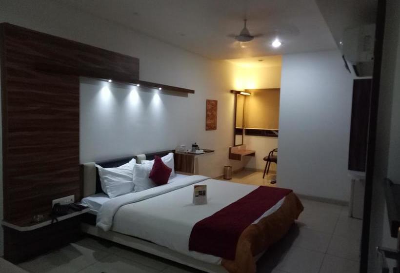 Hotel Kalinga Lake View 3