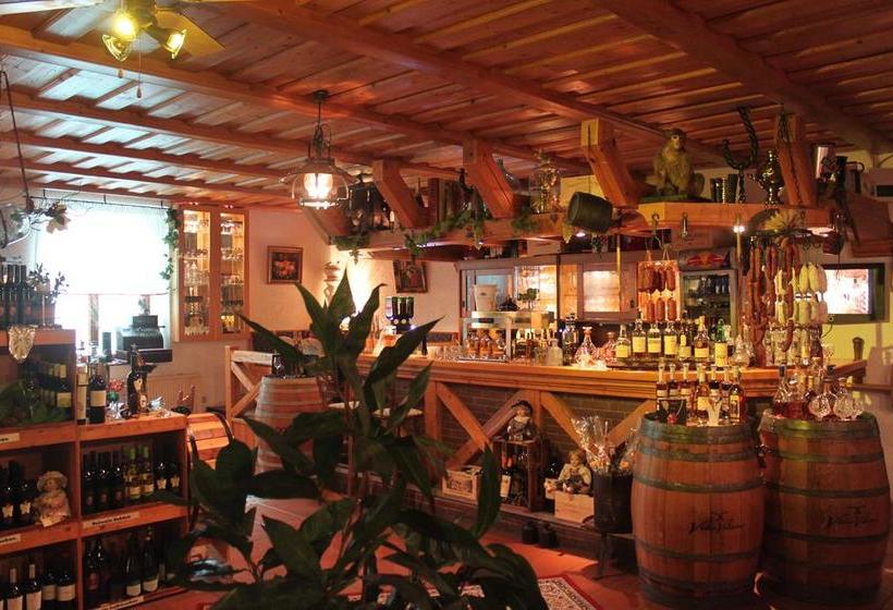 Hotel Und Restaurant Die Burg 4