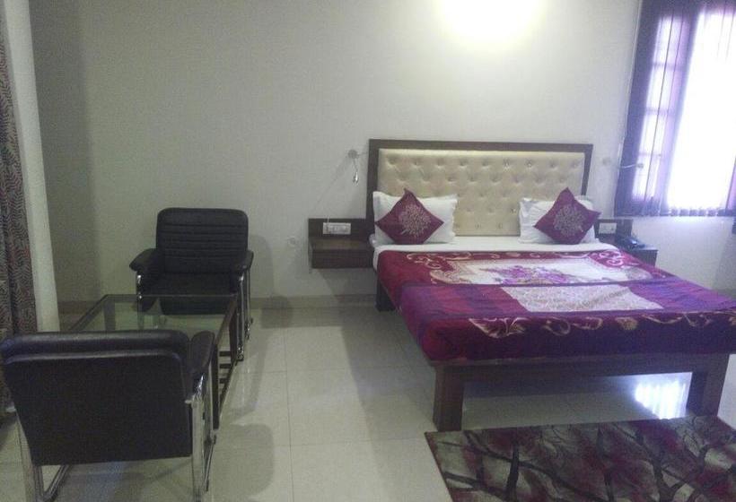 Adebha Hotels Ranjana Heritage 2