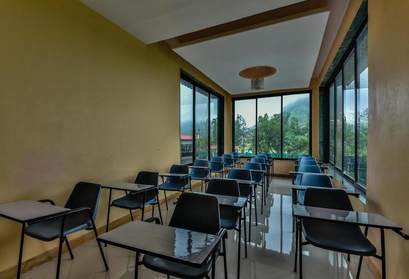 Hotel Oyo Escapes Valley View Lonavala 5