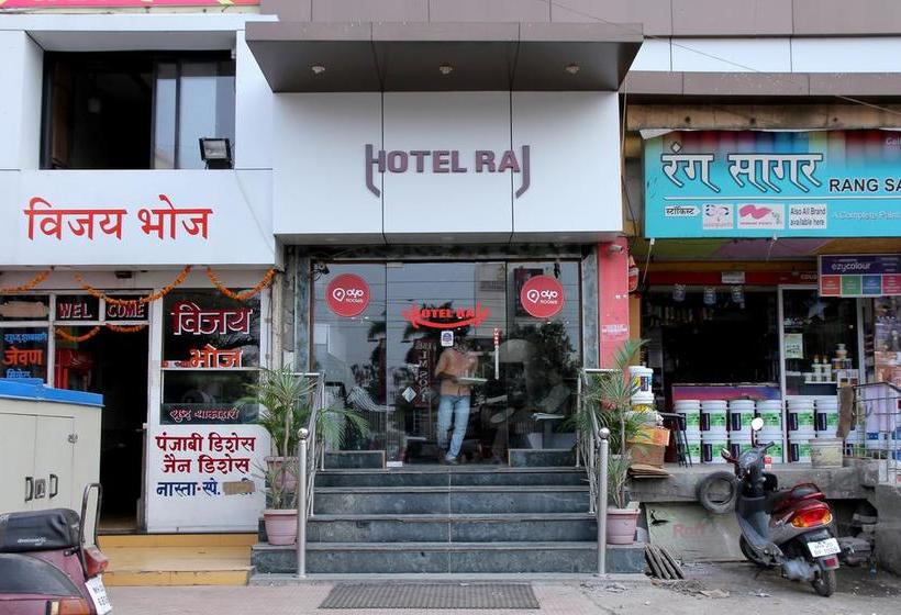 Hotel Raj 16