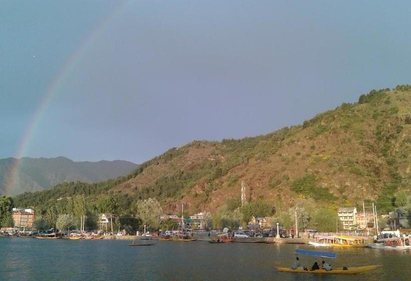 Bed and Breakfast New Pala Palace 7