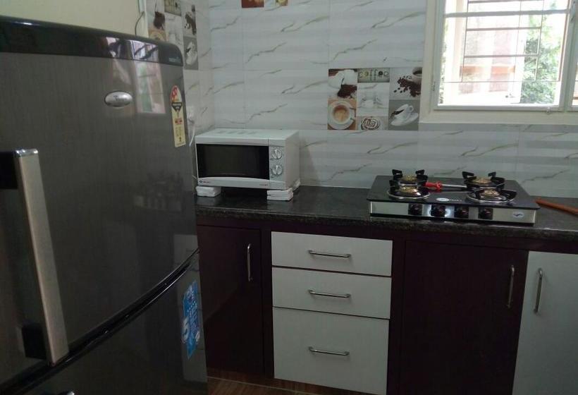 Bed and Breakfast Golden Gate Service Apartments 10