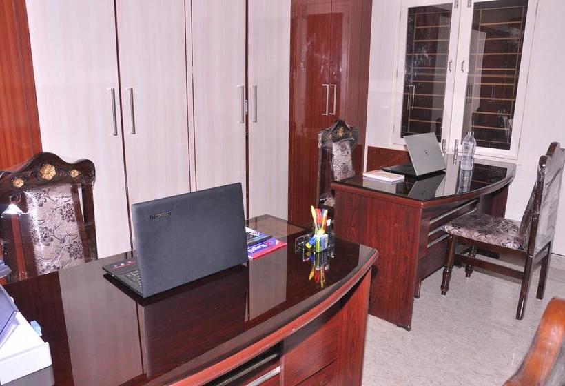 Bed and Breakfast Golden Gate Service Apartments 9