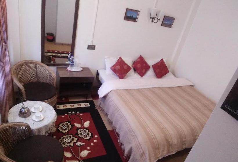 Bed and Breakfast Himalayan Inn 3